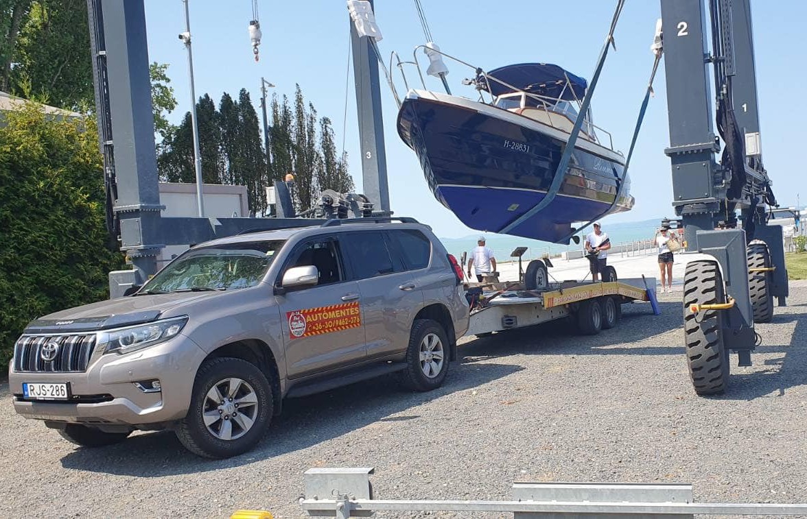 Hajótárolás Alsóörsön.